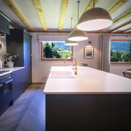 Σπίτι διακοπών Spacious Harrison Chalet Near Slopes By Nest Ζόλντεν
